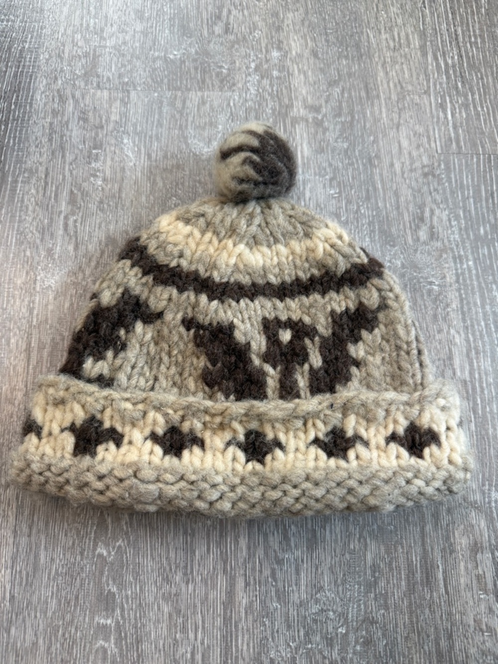 Vintage l handmade Cowichan First Nations knit toque